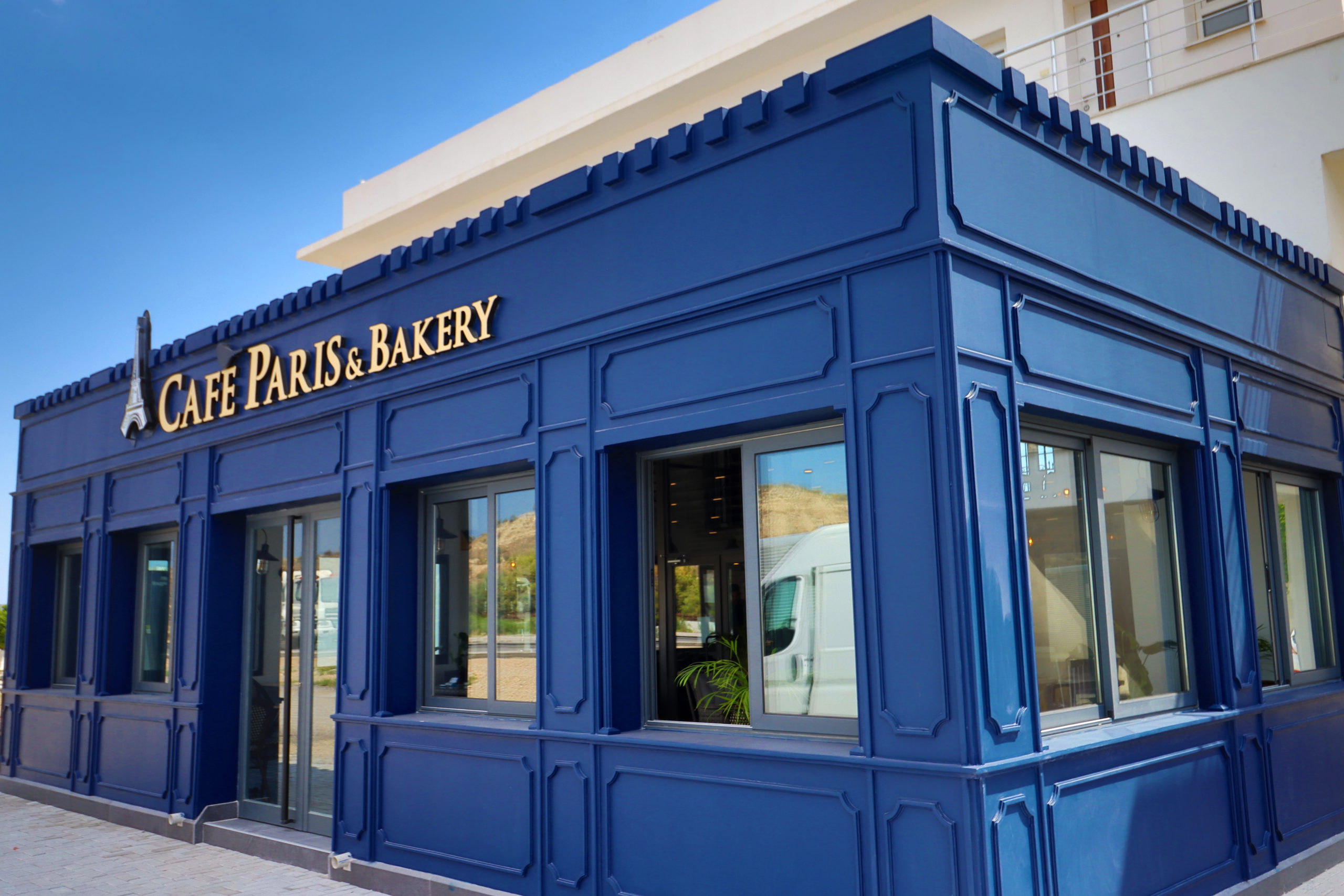 Café Paris & Bakery